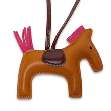 Load image into Gallery viewer, &#39;BROWN BEAUTY&#39; PONY CHARM - Roodle Australia